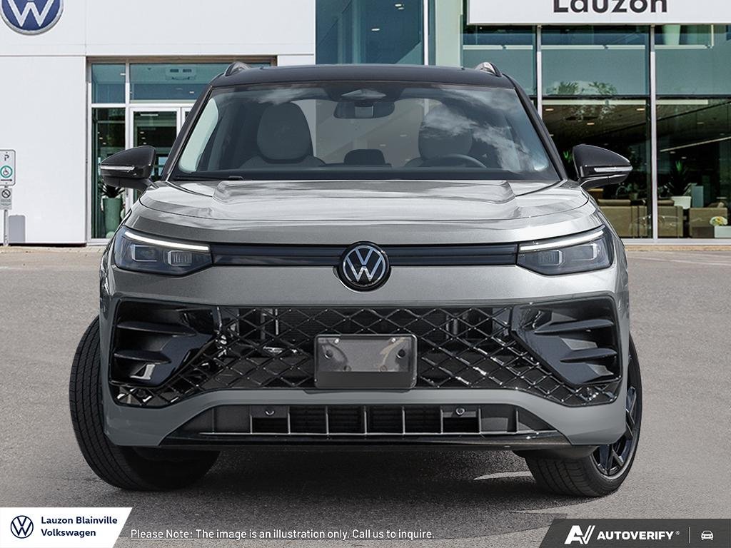 2026 Volkswagen Tiguan Comfortline R-Line Black Edition 4MOTION in Laval, Quebec - 2 - w1024h768px