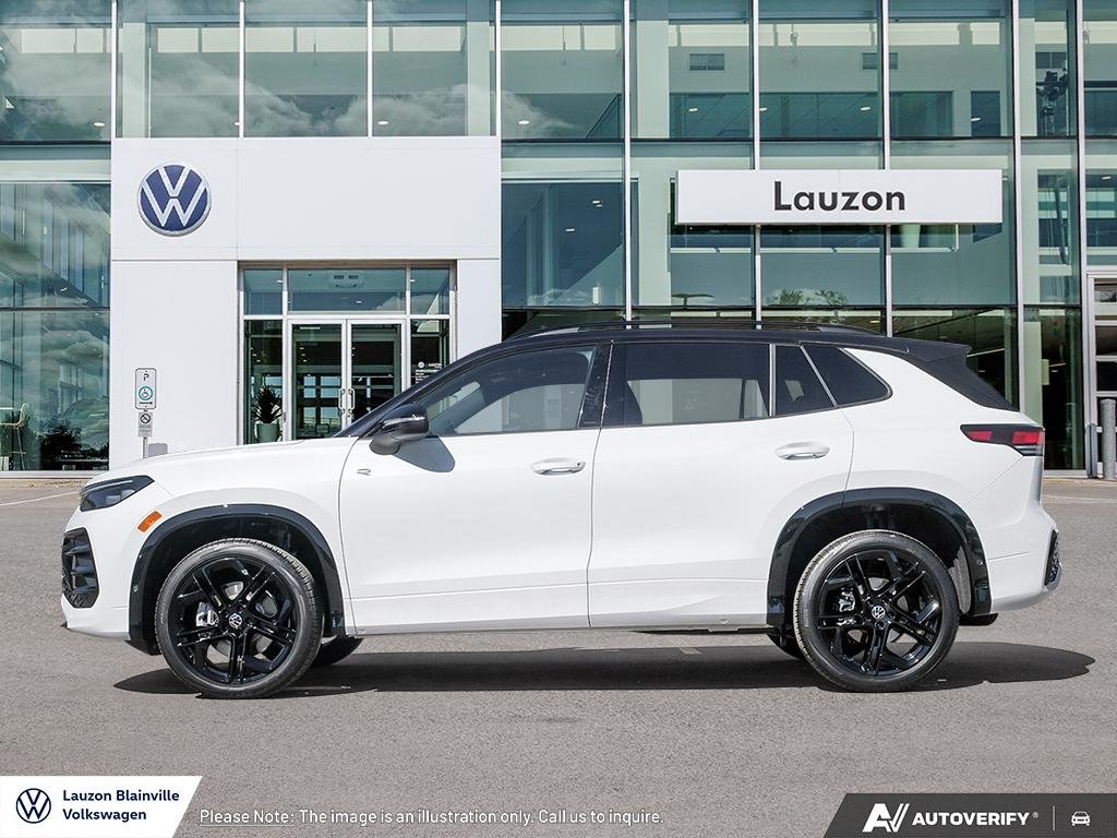 2026 Volkswagen Tiguan Comfortline R-Line Black Edition 4MOTION in Laval, Quebec - 3 - w1024h768px