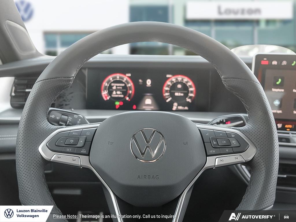 2026 Volkswagen Tiguan Comfortline R-Line Black Edition 4MOTION in Laval, Quebec - 13 - w1024h768px