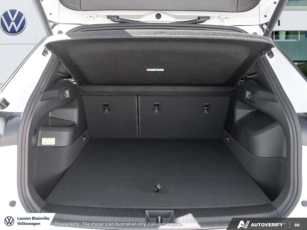 2026 Volkswagen Tiguan Comfortline R-Line Black Edition 4MOTION in Laval, Quebec - 7 - w1024h768px