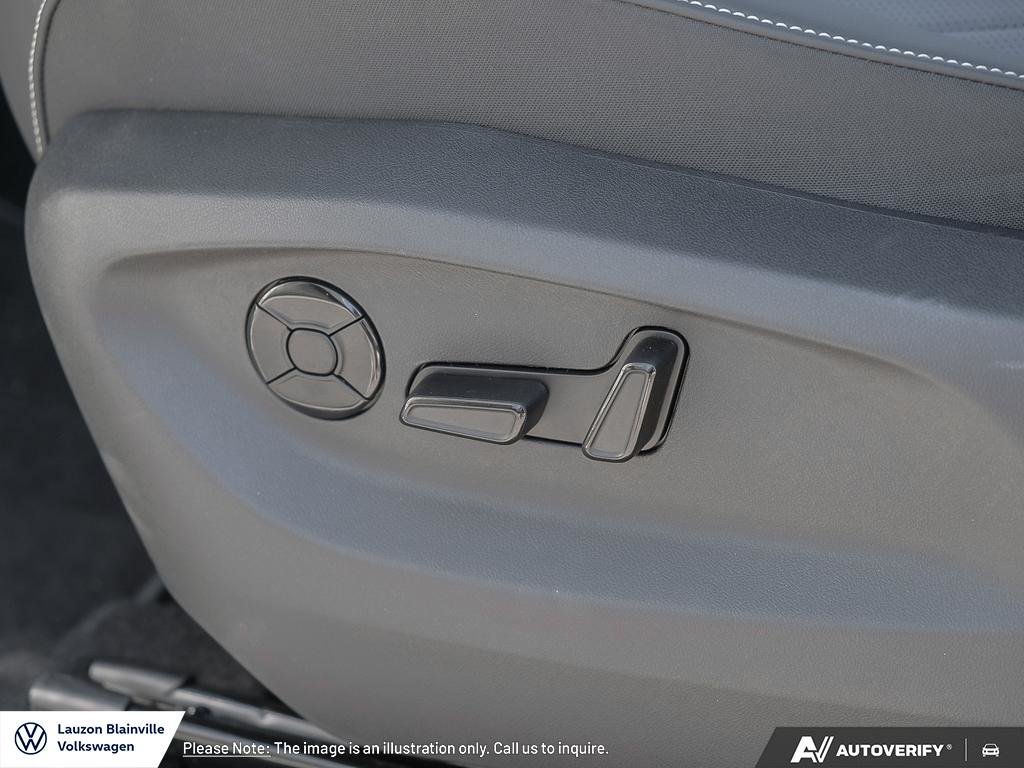 2026 Volkswagen Tiguan Comfortline R-Line Black Edition 4MOTION in Laval, Quebec - 26 - w1024h768px