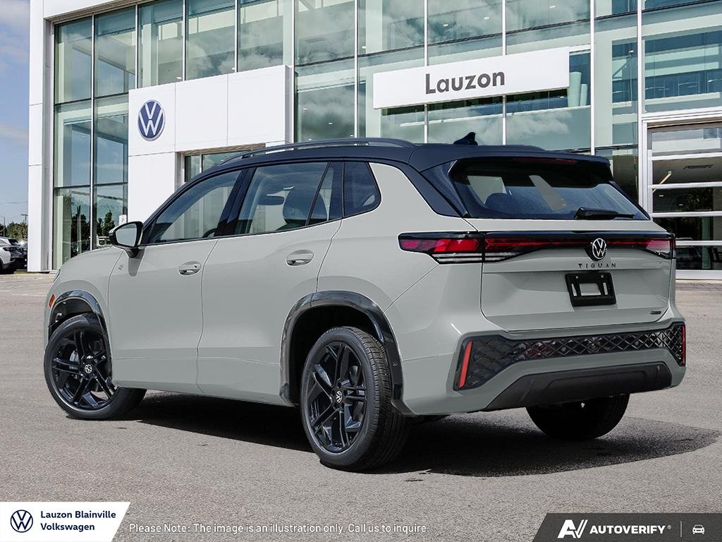 2027 Volkswagen Tiguan Comfortline R-Line Black Edition 4MOTION in Laval, Quebec - 4 - w1024h768px