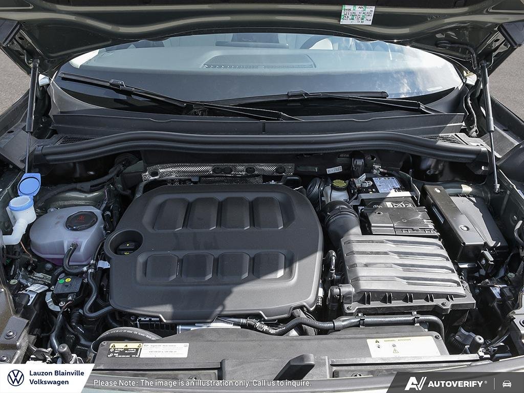 2027 Volkswagen Tiguan Comfortline R-Line Black Edition 4MOTION in Laval, Quebec - 6 - w1024h768px