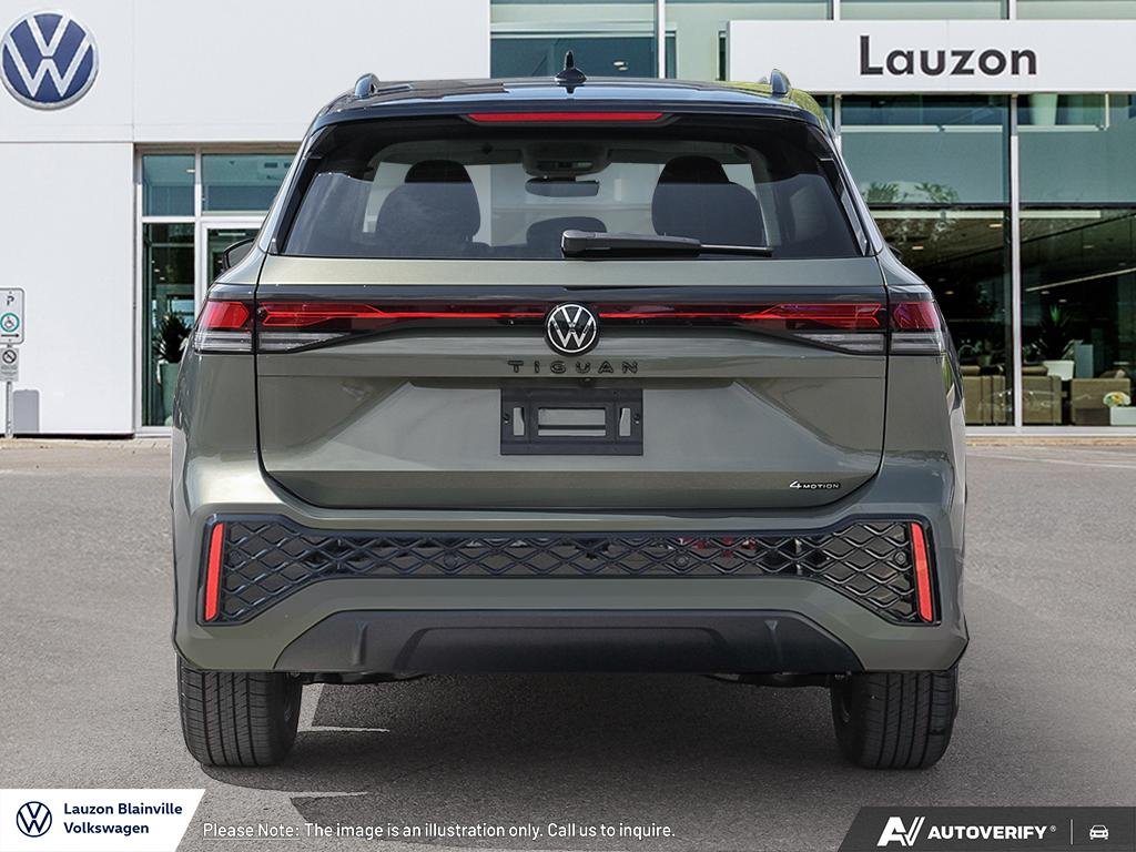 2027 Volkswagen Tiguan Comfortline R-Line Black Edition 4MOTION in Laval, Quebec - 5 - w1024h768px