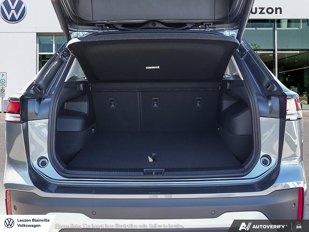 2027 Volkswagen Tiguan Comfortline 4MOTION in Laval, Quebec - 7 - w1024h768px