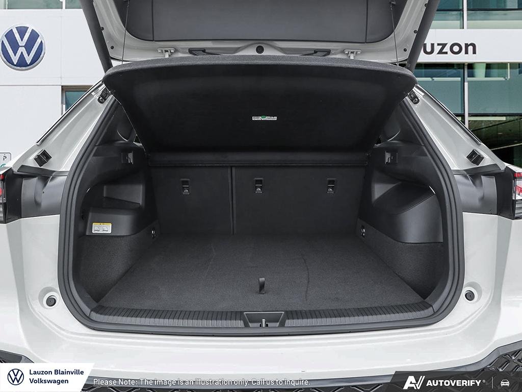 2027 Volkswagen Tiguan Highline Turbo R-Line 4MOTION in Laval, Quebec - 7 - w1024h768px