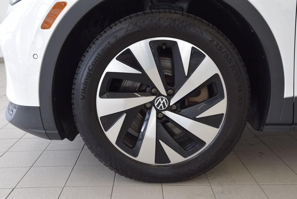 2023 Volkswagen ID.4 STATEMENT+TOIT PANO+CUIR in Laval, Quebec - 14 - w1024h768px