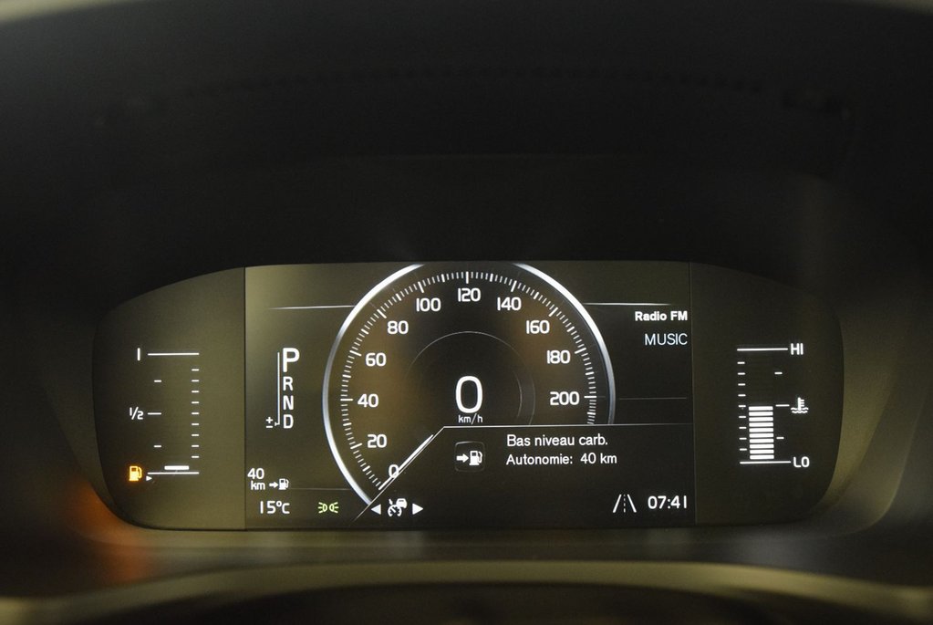 Volvo V60 Cross Country PREMIER PLUS PACK+AWD+TOIT 2020 à Laval, Québec - 17 - w1024h768px