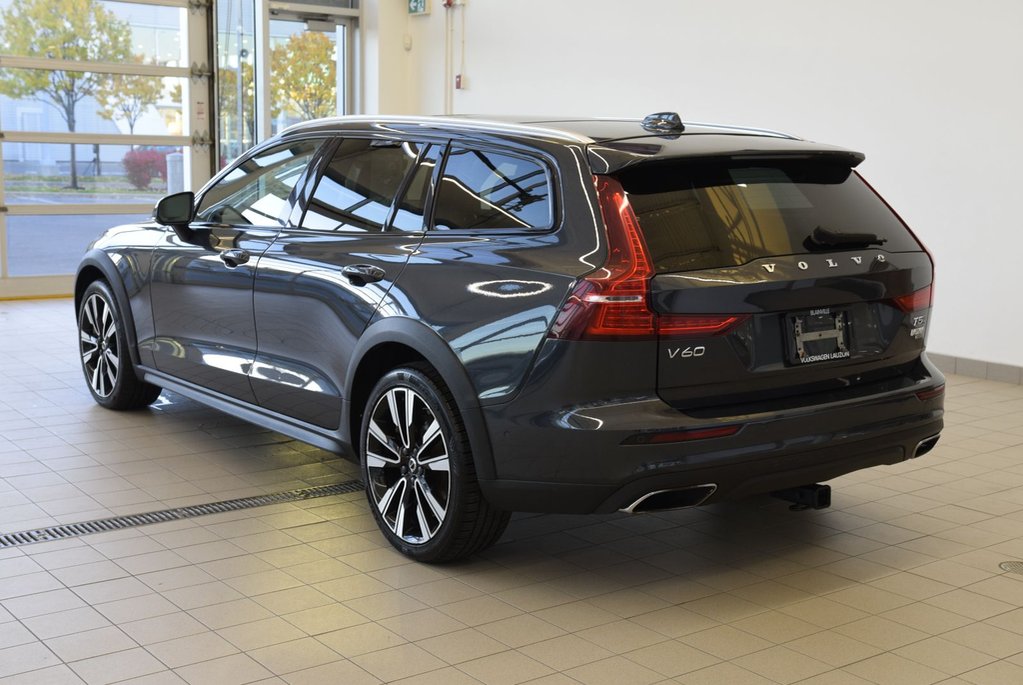Volvo V60 Cross Country PREMIER PLUS PACK+AWD+TOIT 2020 à Laval, Québec - 26 - w1024h768px