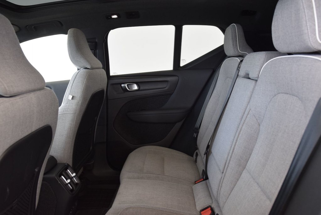 2023 Volvo XC40 Recharge Pure Electric ULTIMATE+LED+TOIT+AWD+HARMAN in Laval, Quebec - 20 - w1024h768px