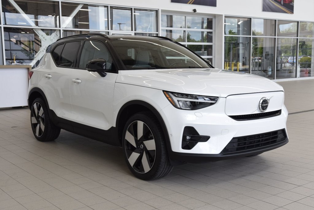 2023 Volvo XC40 Recharge Pure Electric ULTIMATE+LED+TOIT+AWD+HARMAN in Laval, Quebec - 11 - w1024h768px