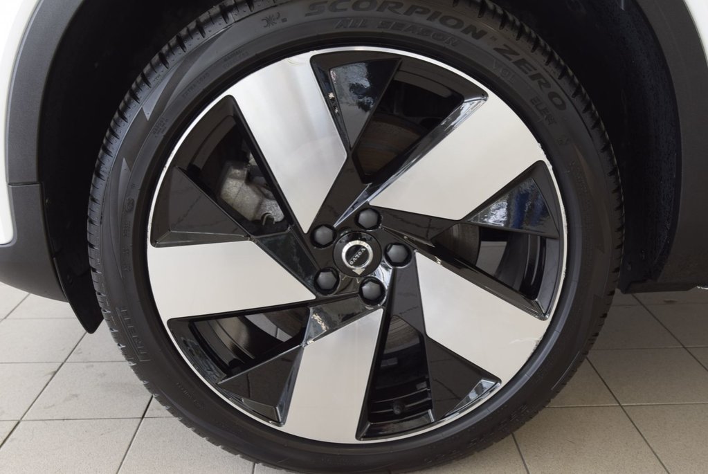 2023 Volvo XC40 Recharge Pure Electric ULTIMATE+LED+TOIT+AWD+HARMAN in Laval, Quebec - 5 - w1024h768px