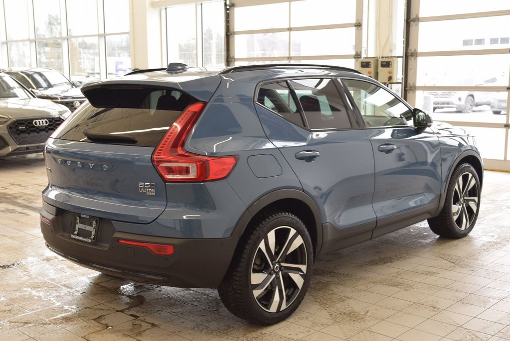 2023 Volvo XC40 Plus Dark Theme+HARMAN+AWD in Laval, Quebec - 20 - w1024h768px