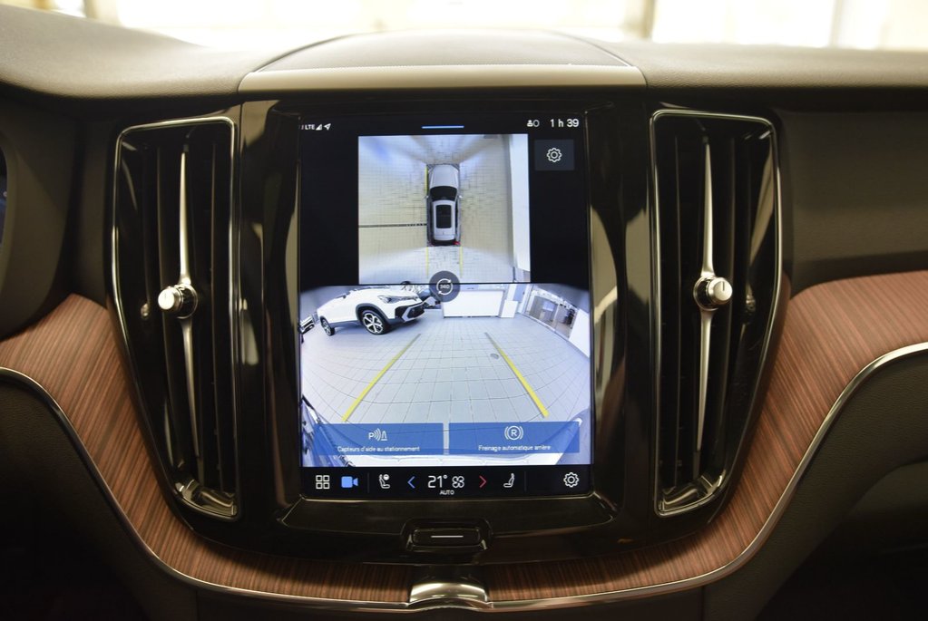 2024 Volvo XC60 Recharge T8+Plus Dark Theme+PHEV+LED+ in Laval, Quebec - 28 - w1024h768px