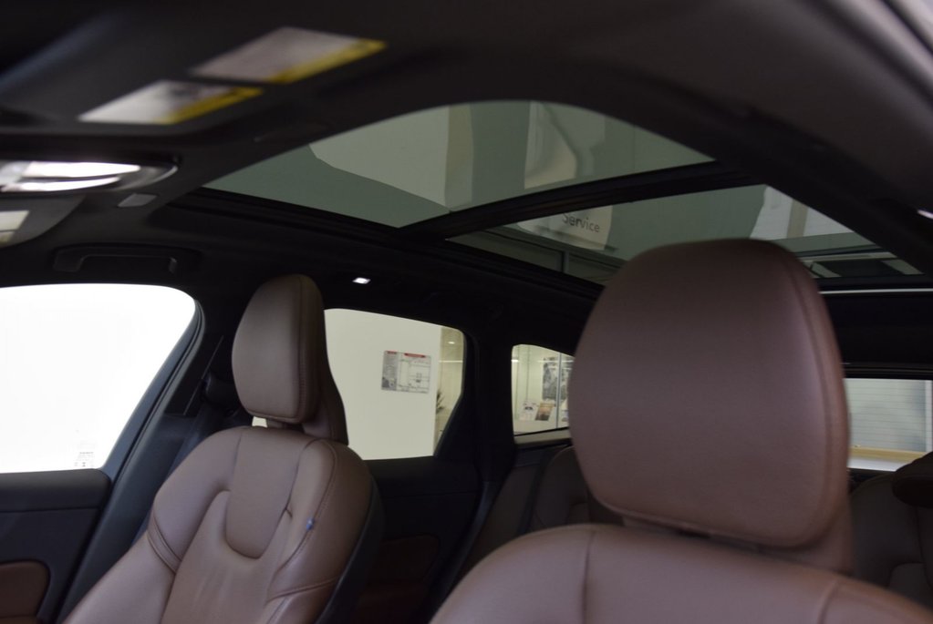 2024 Volvo XC60 Recharge T8+Plus Dark Theme+PHEV+LED+ in Laval, Quebec - 7 - w1024h768px