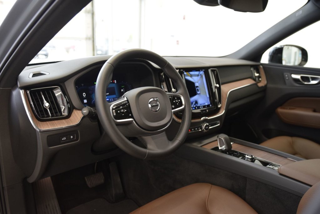 2024 Volvo XC60 Recharge T8+Plus Dark Theme+PHEV+LED+ in Laval, Quebec - 8 - w1024h768px