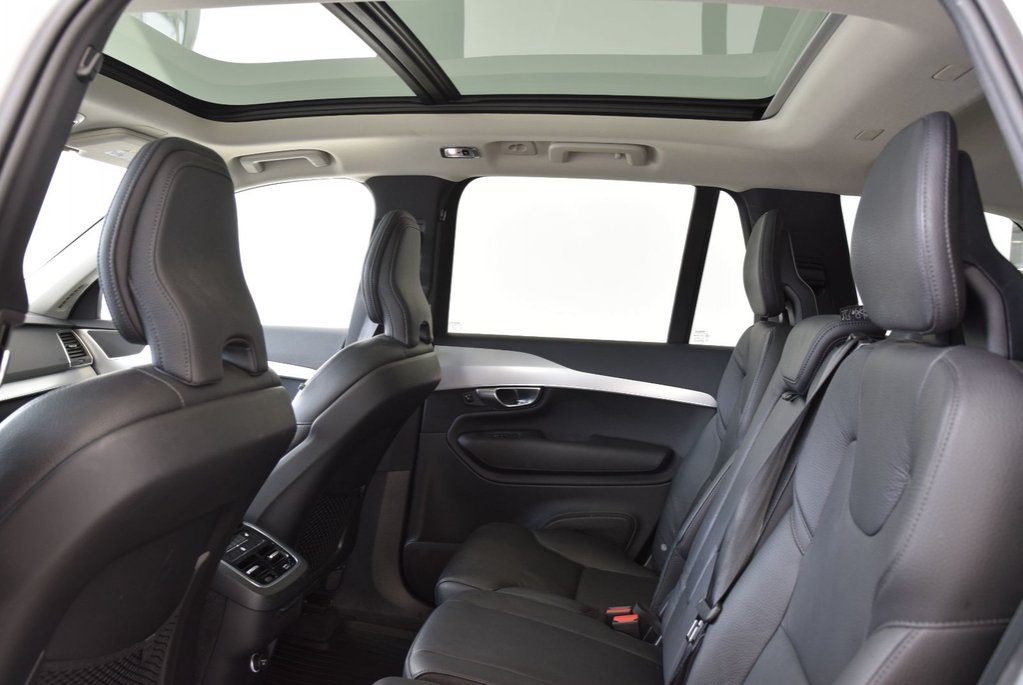 2019 Volvo XC90 T6+MOMENTUM+7 PASSAGERS+AWD in Laval, Quebec - 23 - w1024h768px