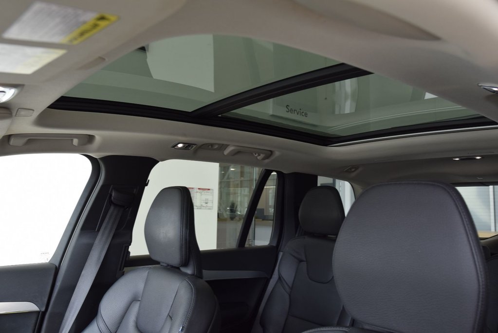2019 Volvo XC90 T6+MOMENTUM+7 PASSAGERS+AWD in Laval, Quebec - 8 - w1024h768px