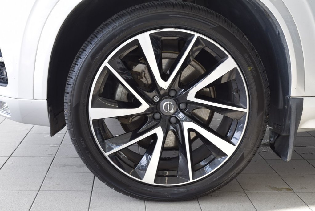 2019 Volvo XC90 T6+MOMENTUM+7 PASSAGERS+AWD in Laval, Quebec - 5 - w1024h768px