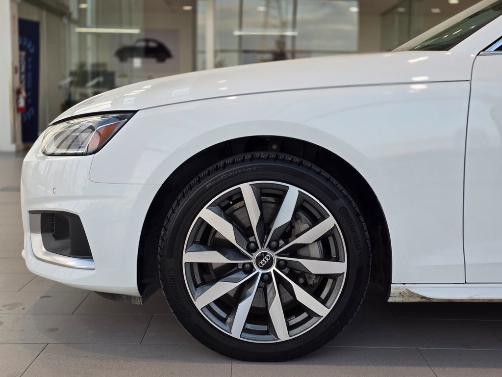 2023 Audi A4 KOMFORT QUATTRO | 8 PNEUS | DÉMARREUR | TOIT | +++ in Laval, Quebec - 5 - w1024h768px
