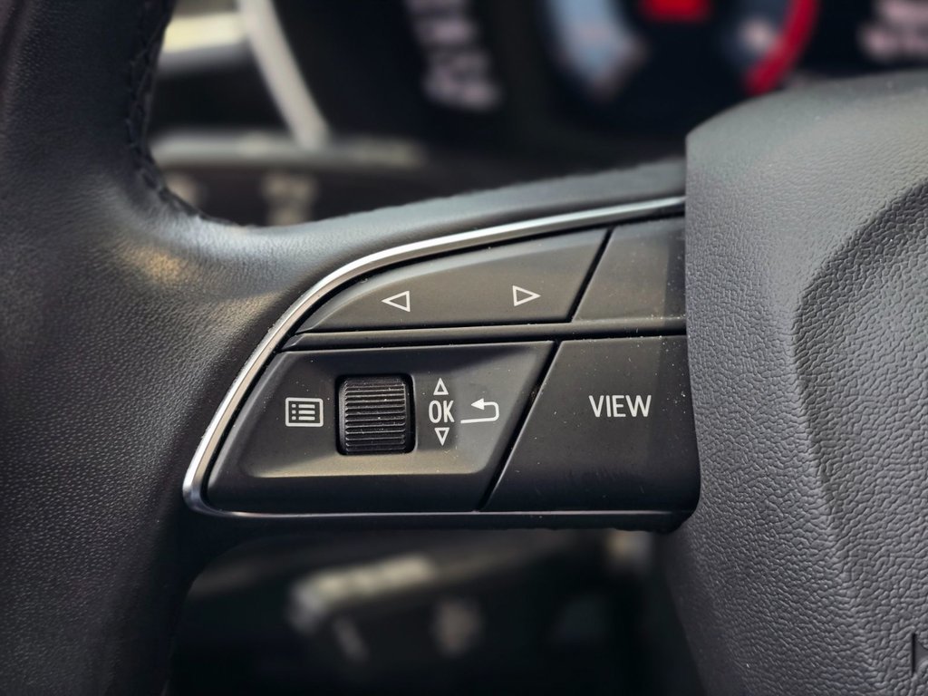 2021 Audi Q3 Progressiv | AWD | TOIT | CUIR | BAS KM | +++ in Laval, Quebec - 14 - w1024h768px