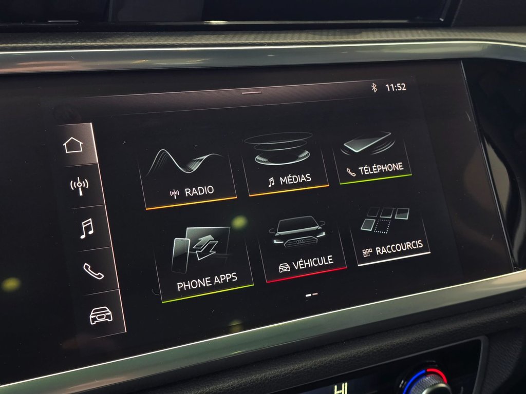 2021 Audi Q3 Progressiv | AWD | TOIT | CUIR | BAS KM | +++ in Laval, Quebec - 19 - w1024h768px