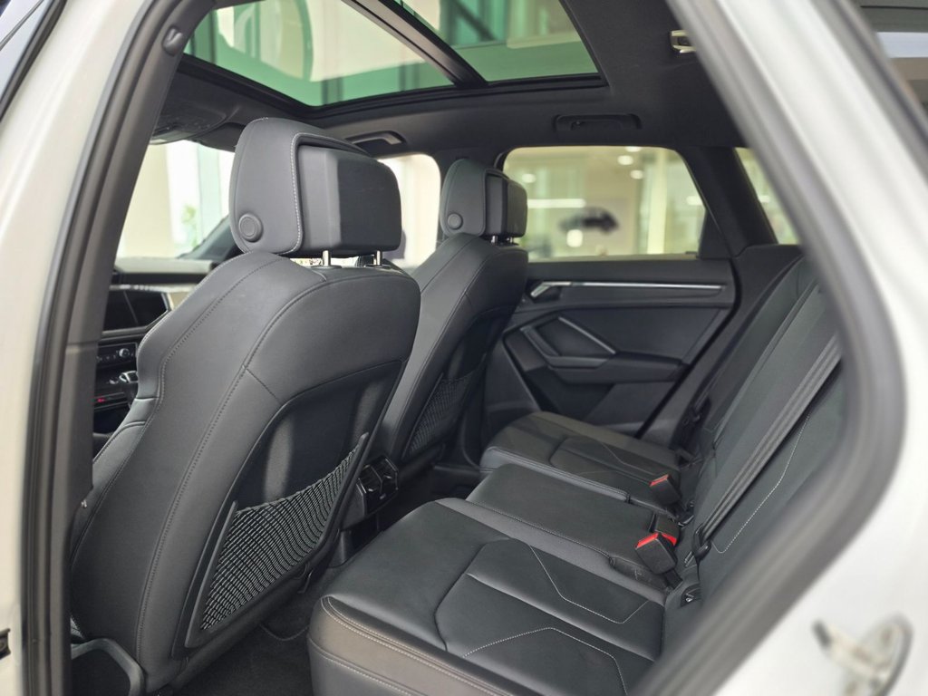 2024 Audi Q3 PROGRESSIV S-LINE | TOIT PANO | CUIR | CARPLAY | + in Laval, Quebec - 9 - w1024h768px