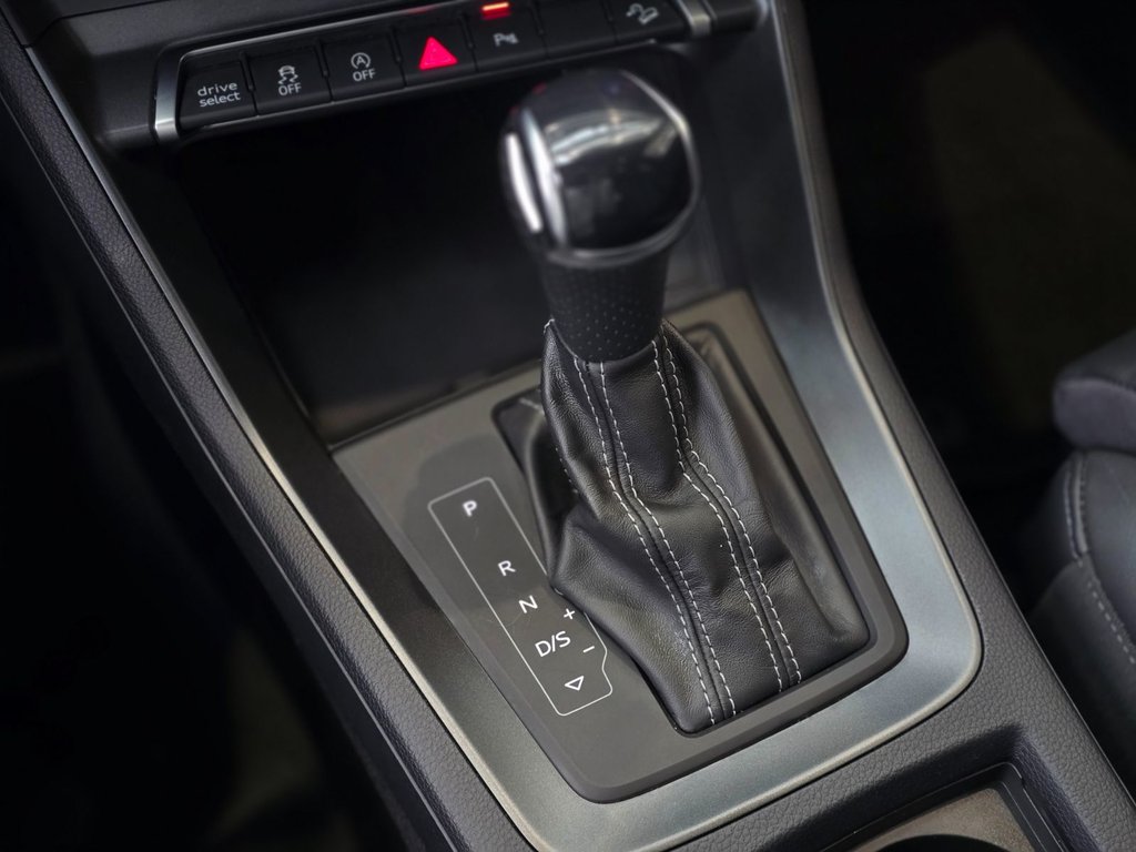 2024 Audi Q3 PROGRESSIV S-LINE | TOIT PANO | CUIR | CARPLAY | + in Laval, Quebec - 14 - w1024h768px