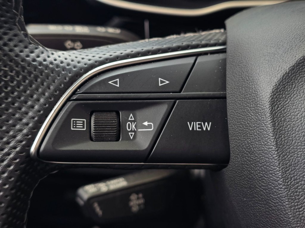 2024 Audi Q3 PROGRESSIV S-LINE | TOIT PANO | CUIR | CARPLAY | + in Laval, Quebec - 12 - w1024h768px