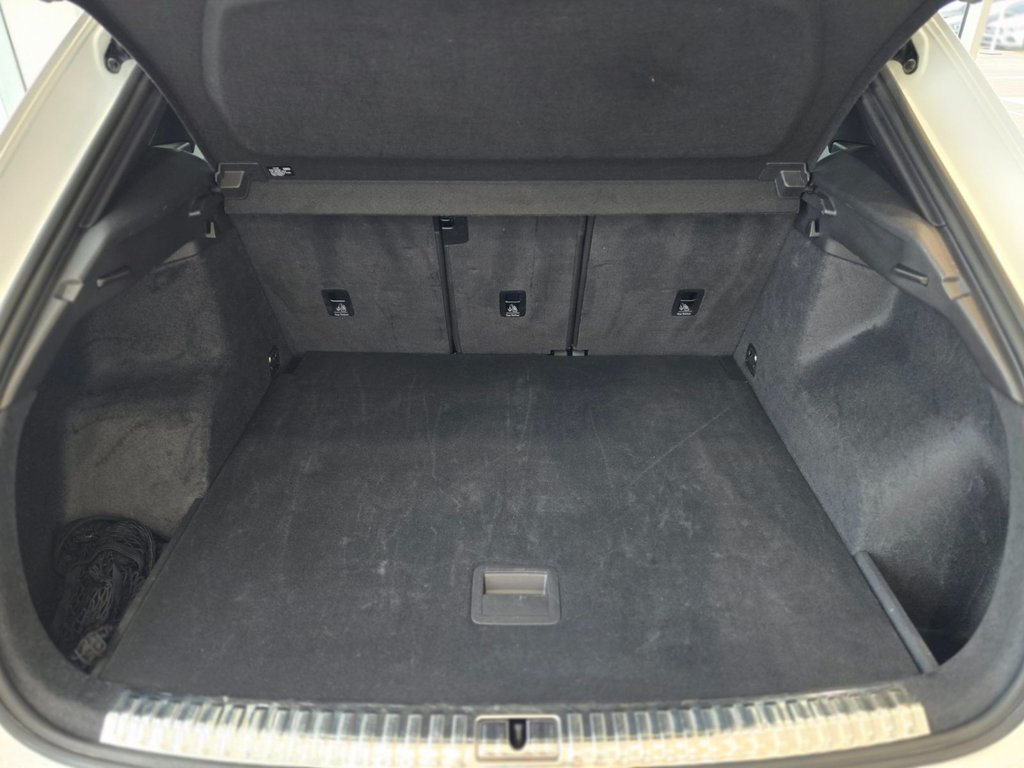 2024 Audi Q3 PROGRESSIV S-LINE | TOIT PANO | CUIR | CARPLAY | + in Laval, Quebec - 8 - w1024h768px