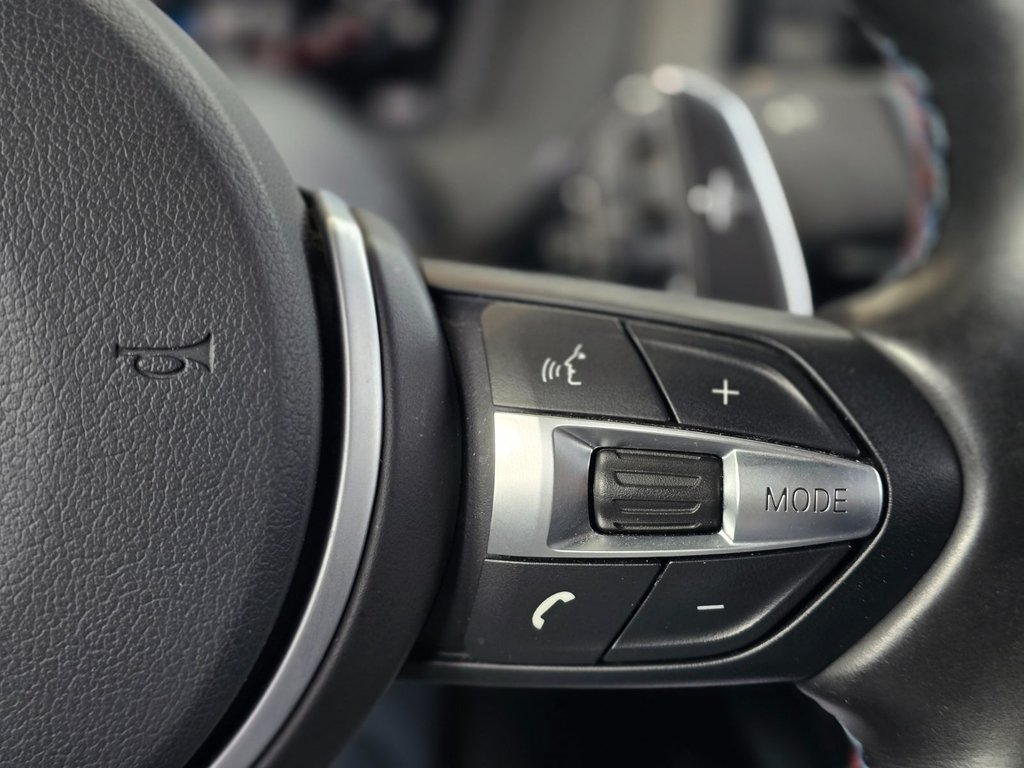 BMW M2 | DCT | 365HP | CUIR | NAV | CAM | BAS KM +++ 2018 à Laval, Québec - 18 - w1024h768px