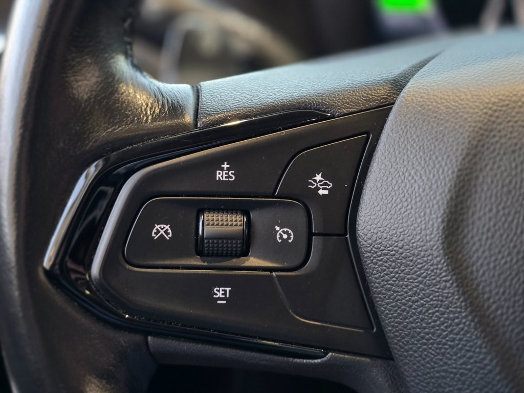 Chevrolet BOLT EUV Premier TOIT | DEMARREUR | CARPLAY | CAMÉRA | +++ 2022 à Laval, Québec - 14 - w1024h768px
