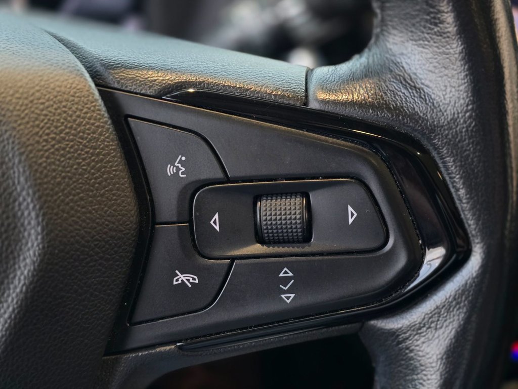 Chevrolet BOLT EUV Premier TOIT | DEMARREUR | CARPLAY | CAMÉRA | +++ 2022 à Laval, Québec - 15 - w1024h768px