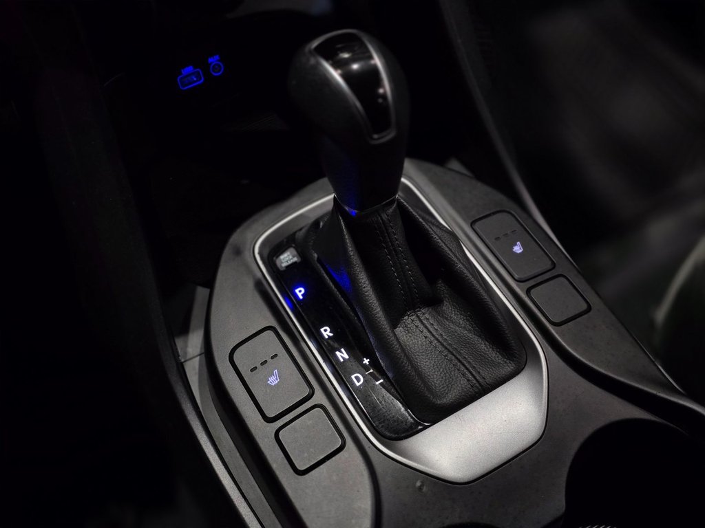 Hyundai Santa Fe Sport BASE | BAS KM | DÉMARREUR | 8 ROUES | +++ 2017 à Laval, Québec - 17 - w1024h768px