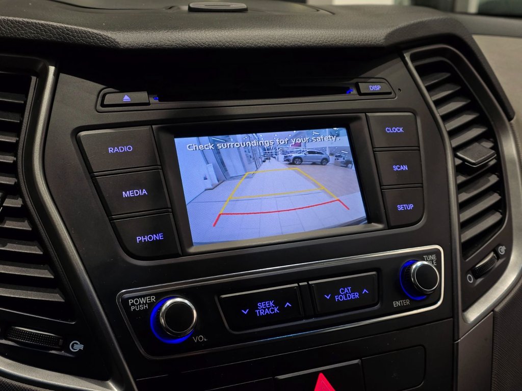 Hyundai Santa Fe Sport BASE | BAS KM | DÉMARREUR | 8 ROUES | +++ 2017 à Laval, Québec - 19 - w1024h768px