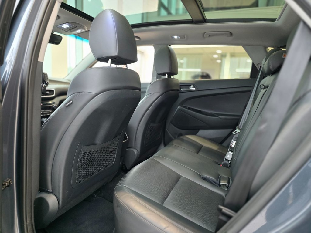Hyundai Tucson Luxury TOIT PANO | CUIR | AWD | CAMÉRA | CARPLAY 2021 à Laval, Québec - 10 - w1024h768px