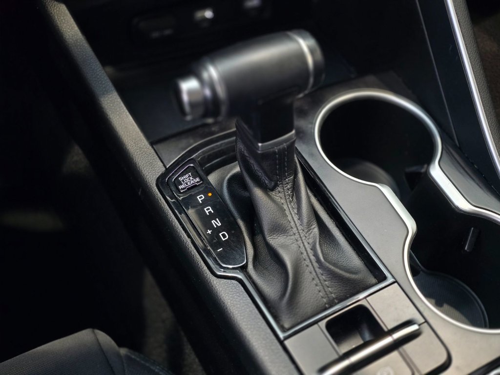 2022 Kia K5 LX | AWD | DÉMARREUR | CAM | CARPLAY | 8 PNEUS +++ in Laval, Quebec - 15 - w1024h768px