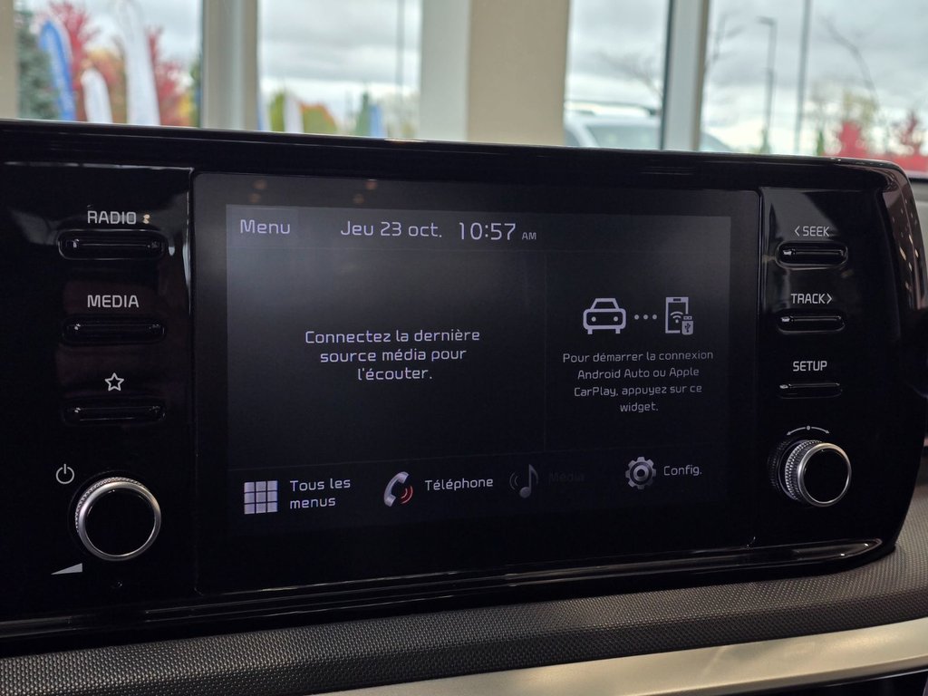 2022 Kia K5 LX | AWD | DÉMARREUR | CAM | CARPLAY | 8 PNEUS +++ in Laval, Quebec - 17 - w1024h768px