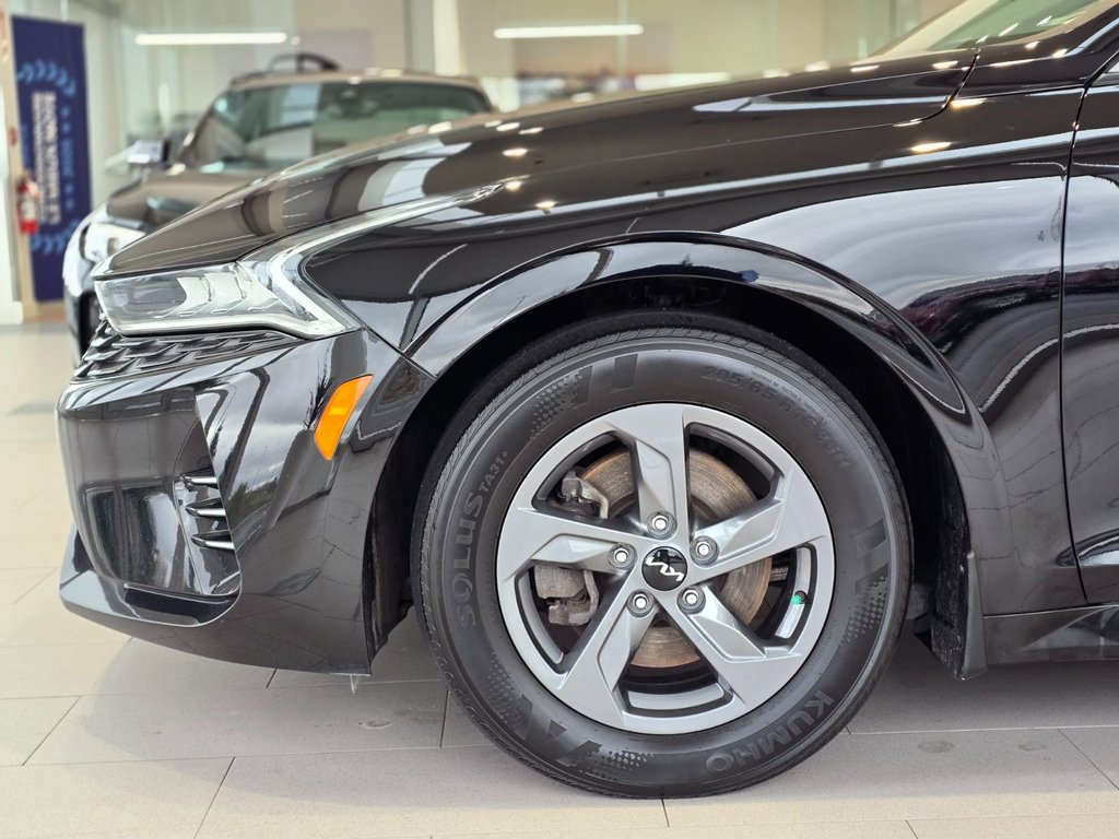2022 Kia K5 LX | AWD | DÉMARREUR | CAM | CARPLAY | 8 PNEUS +++ in Laval, Quebec - 5 - w1024h768px