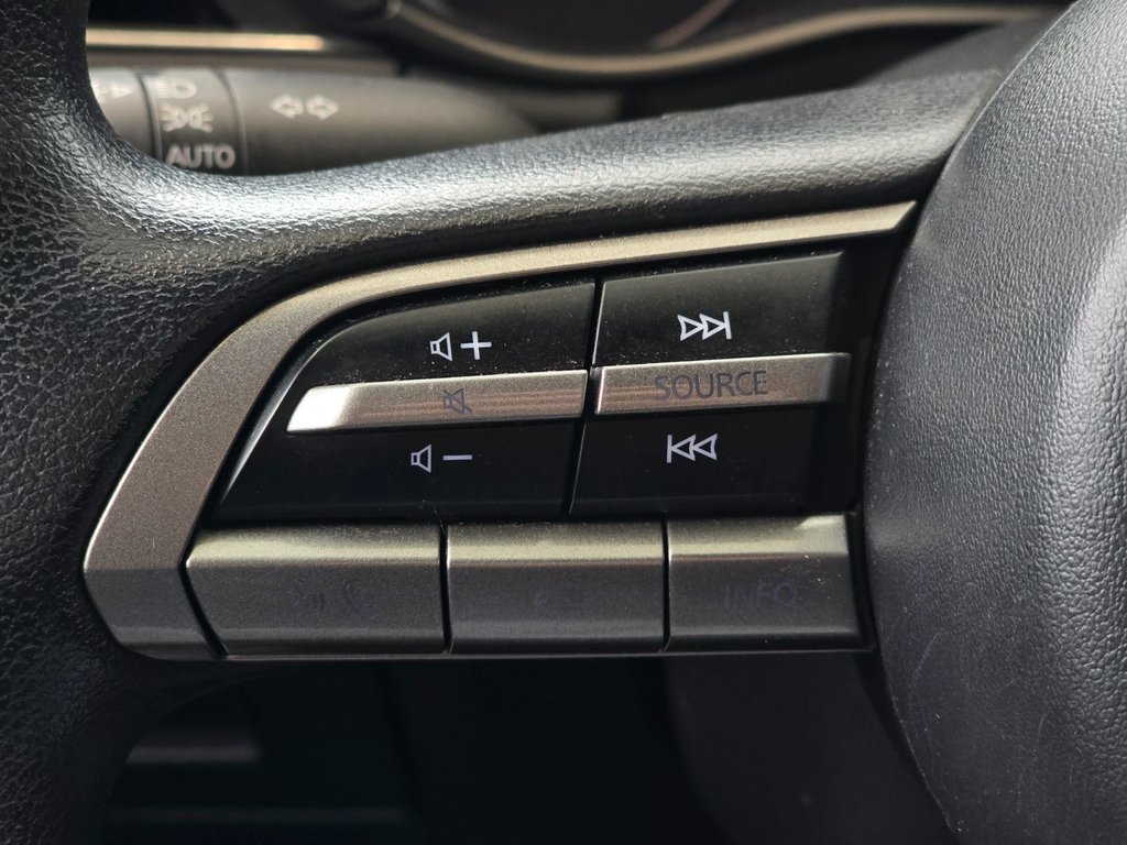 2023 Mazda 3 Sport GX | CARPLAY | CAMÉRA | BLUETOOTH | +++ in Laval, Quebec - 14 - w1024h768px