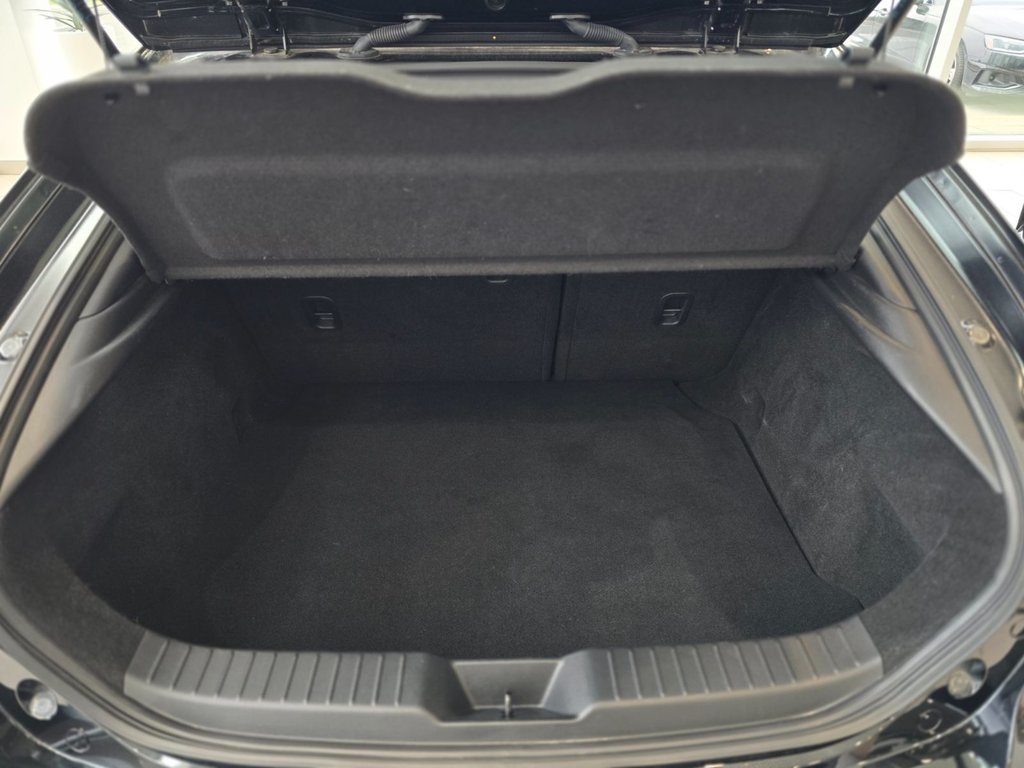 2023 Mazda 3 Sport GX | CARPLAY | CAMÉRA | BLUETOOTH | +++ in Laval, Quebec - 9 - w1024h768px