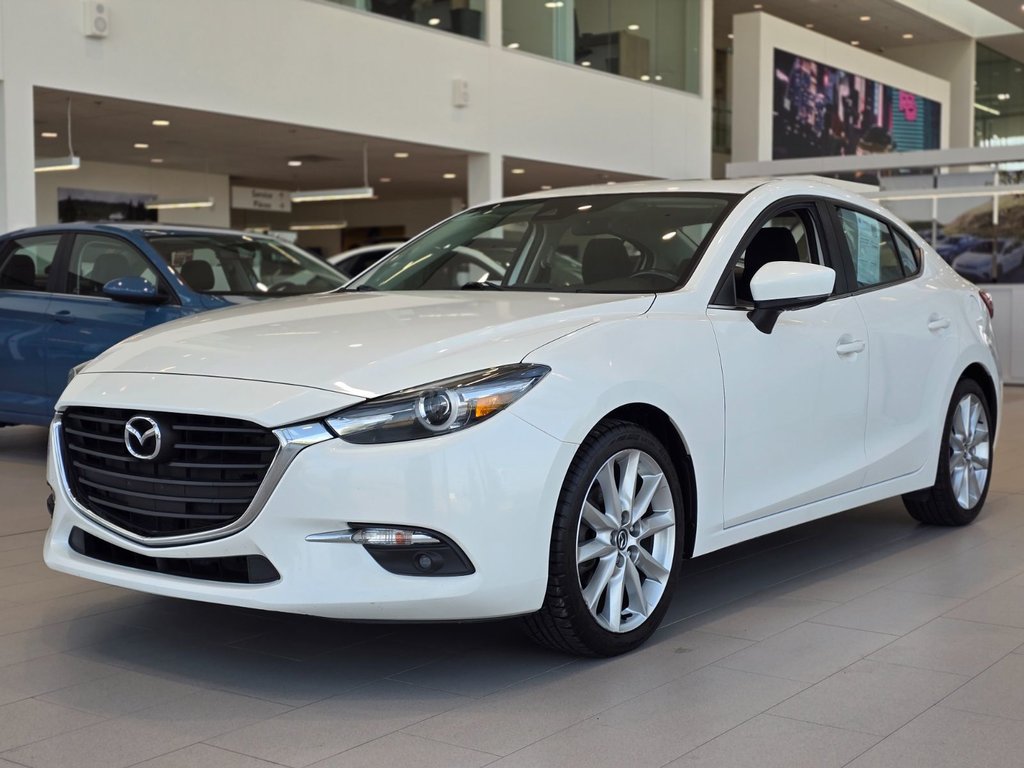 Mazda 3 GT TOIT | CAMÉRA | BLUETOOTH | 18 POUCES | BAS KM! 2017 à Laval, Québec - 4 - w1024h768px