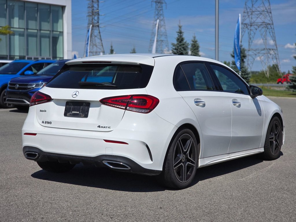 Mercedes-Benz A-Class A 250 4MATIC | CARPLAY | CAMÉRA | CUIR | NAV +++ 2021 à Laval, Québec - 8 - w1024h768px