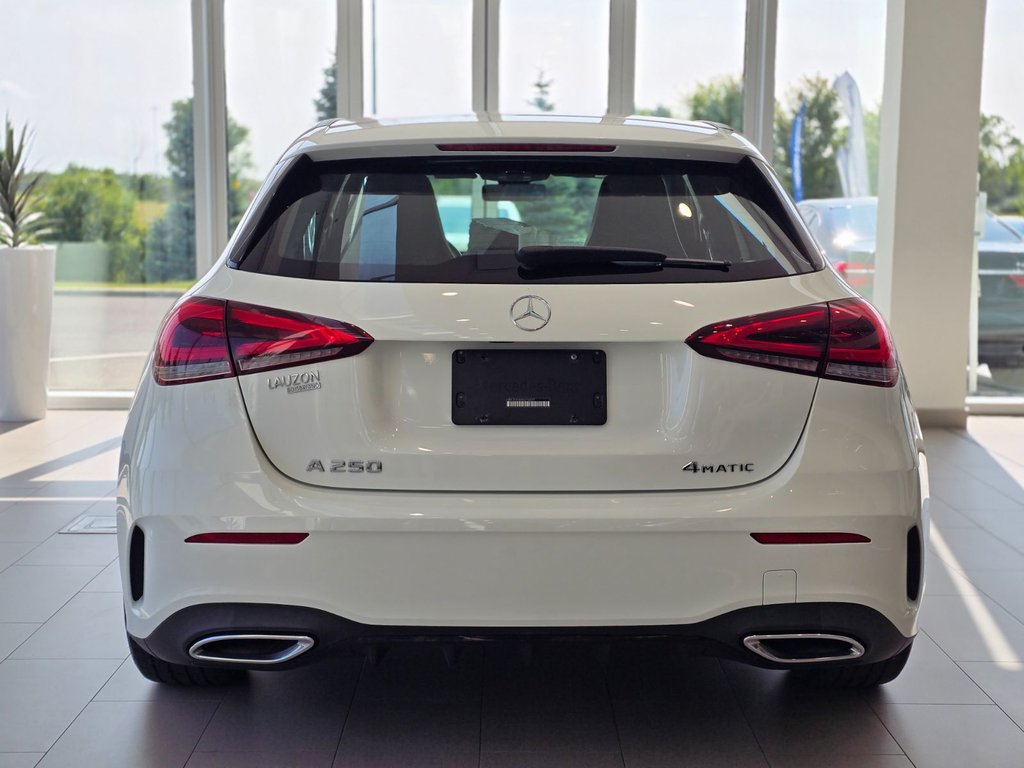 2021 Mercedes-Benz A-Class A 250 4MATIC | CARPLAY | CAMÉRA | CUIR | NAV +++ in Laval, Quebec - 7 - w1024h768px