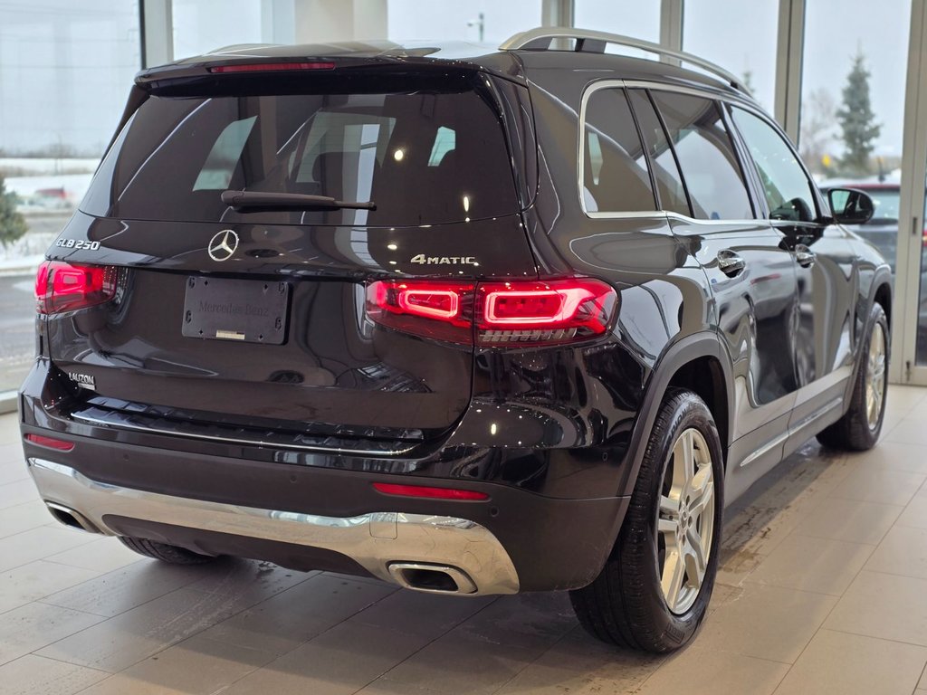 Mercedes-Benz GLB 250 | 4MATIC | TOIT | CUIR | NAV | BAS KM !!! 2022 à Laval, Québec - 8 - w1024h768px