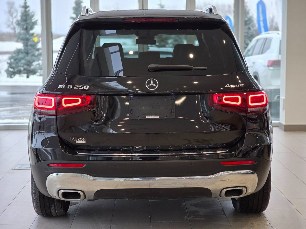 Mercedes-Benz GLB 250 | 4MATIC | TOIT | CUIR | NAV | BAS KM !!! 2022 à Laval, Québec - 7 - w1024h768px