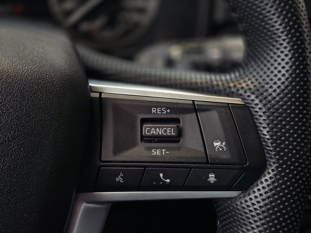 2023 Mitsubishi Outlander OUTLANDER SE | TOIT PANO | VOLANT CHAUFFANT | +++ in Laval, Quebec - 16 - w1024h768px
