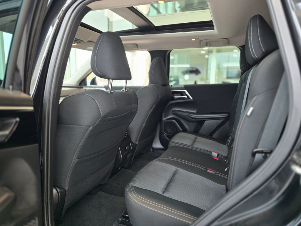 2023 Mitsubishi Outlander OUTLANDER SE | TOIT PANO | VOLANT CHAUFFANT | +++ in Laval, Quebec - 11 - w1024h768px