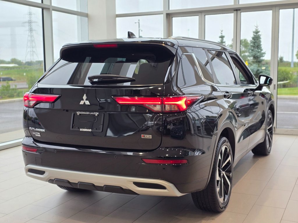 2023 Mitsubishi Outlander OUTLANDER SE | TOIT PANO | VOLANT CHAUFFANT | +++ in Laval, Quebec - 8 - w1024h768px