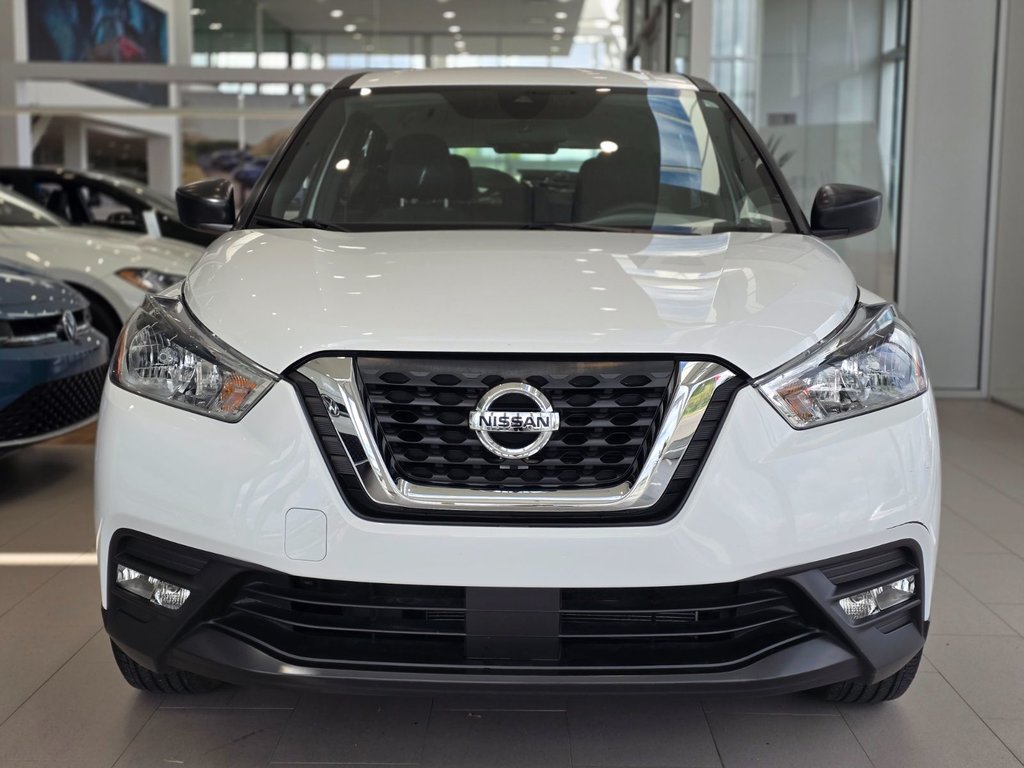 2020 Nissan Kicks S | DÉMARREUR | BLUETOOTH | SIÈGES CHAUFFANTS | ++ in Laval, Quebec - 2 - w1024h768px